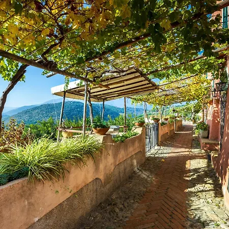 Hostdomus - Luce Di Verezzi Apartmán *