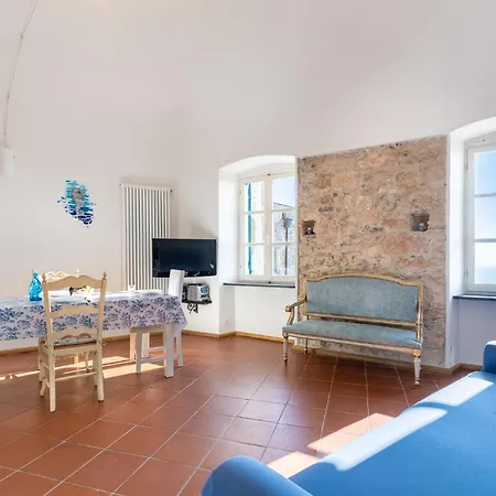 Hostdomus - Luce Di Verezzi شقة *